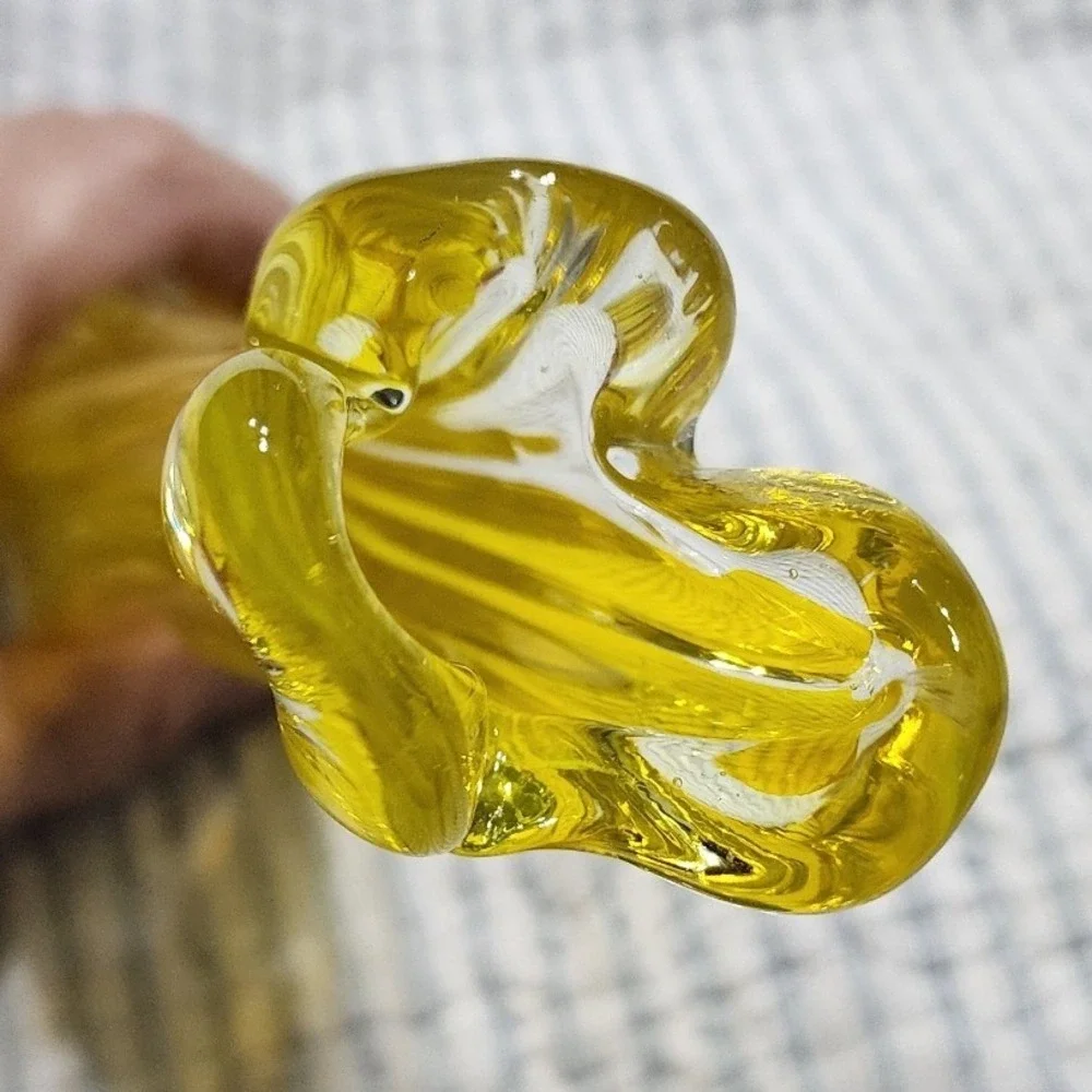 Vintage Yellow Cadmium Art Glass Bud Vase Twisted Swirl Mid Century 9 Inch
